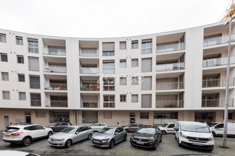 Apartamento T3 para Venda em Azurem Foto 2