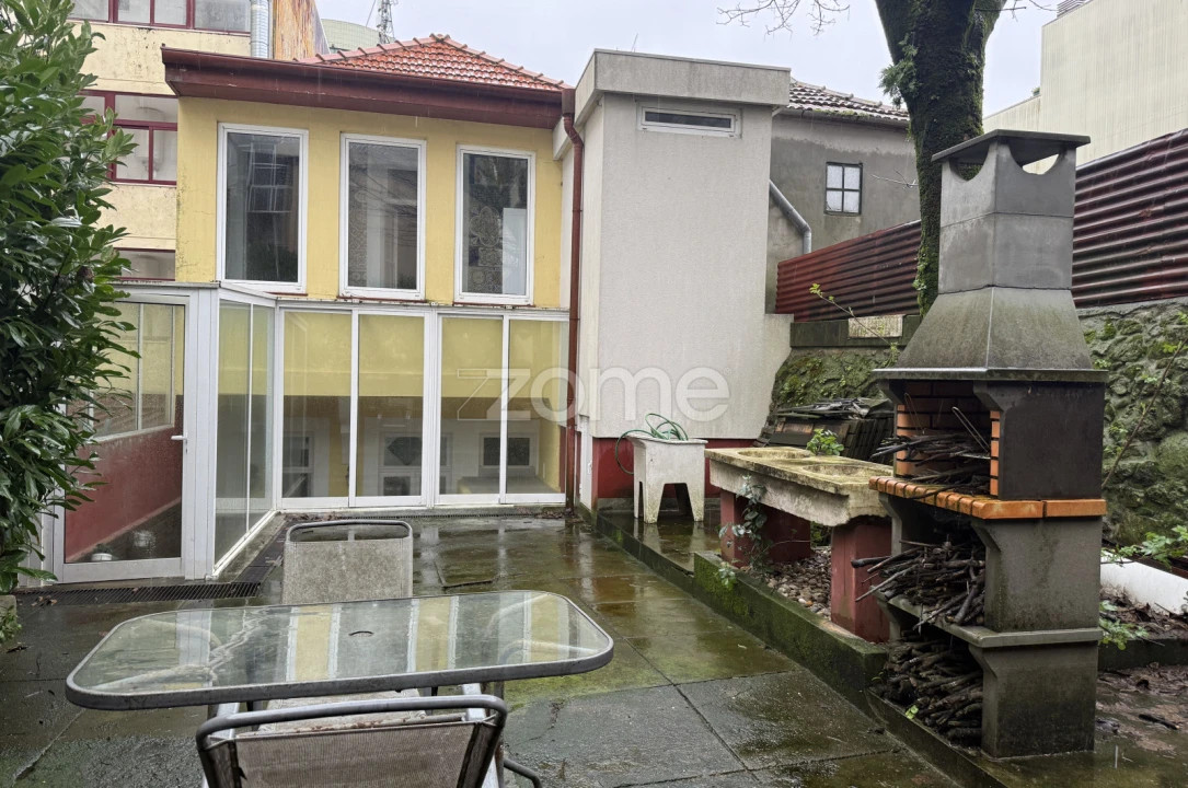 Prédio para Venda em Mafamude e Vilar do Paraíso Foto 30