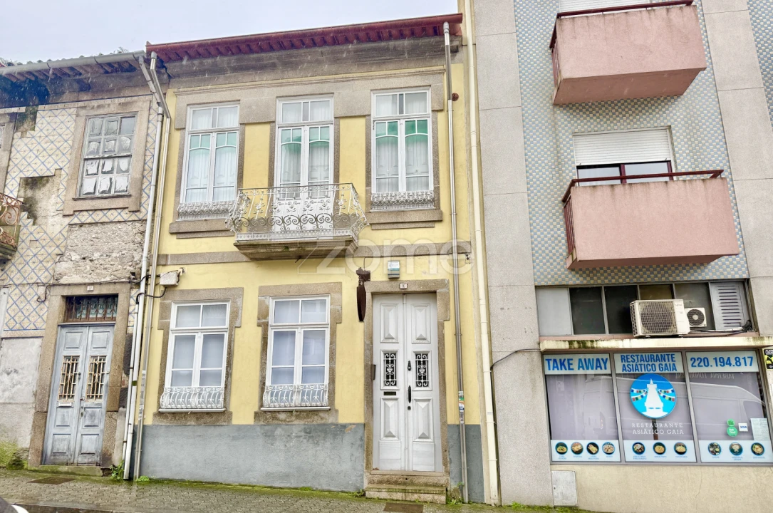 Prédio para Venda em Mafamude e Vilar do Paraíso Foto 1