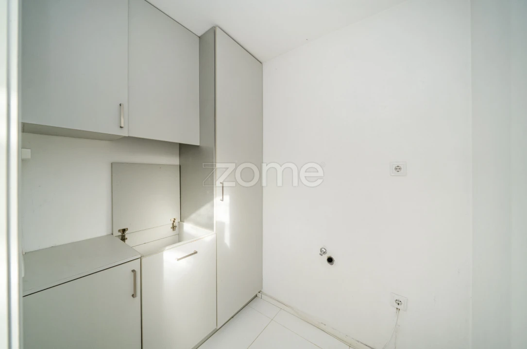 Moradia T4 para Venda em Mire de Tibães Foto 26