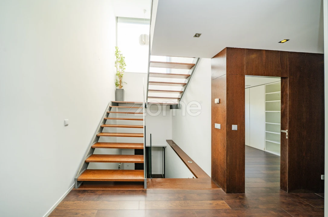 Moradia T4 para Venda em Mire de Tibães Foto 28