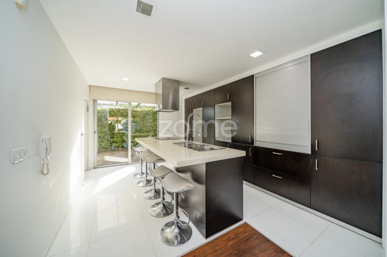 Moradia T4 para Venda em Mire de Tibães Foto 7