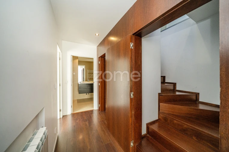 Moradia T4 para Venda em Mire de Tibães Foto 43