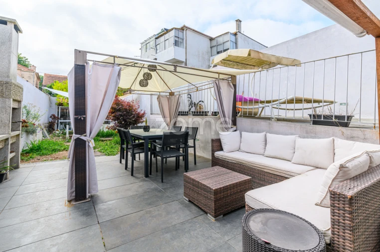 Moradia T2 para Venda em Campanhã Foto 11