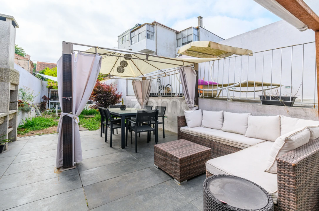 Moradia T2 para Venda em Campanhã Foto 11