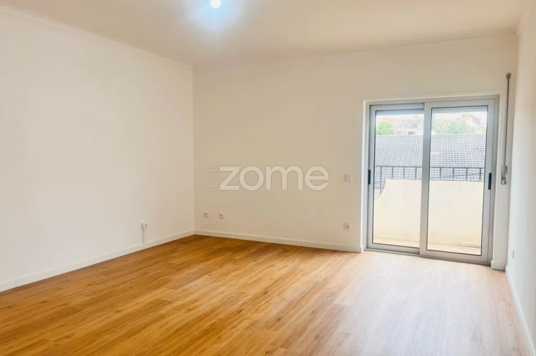 Apartamento T2 para Arrendamento em São Martinho do Bispo e Ribeira de Frades Foto 13