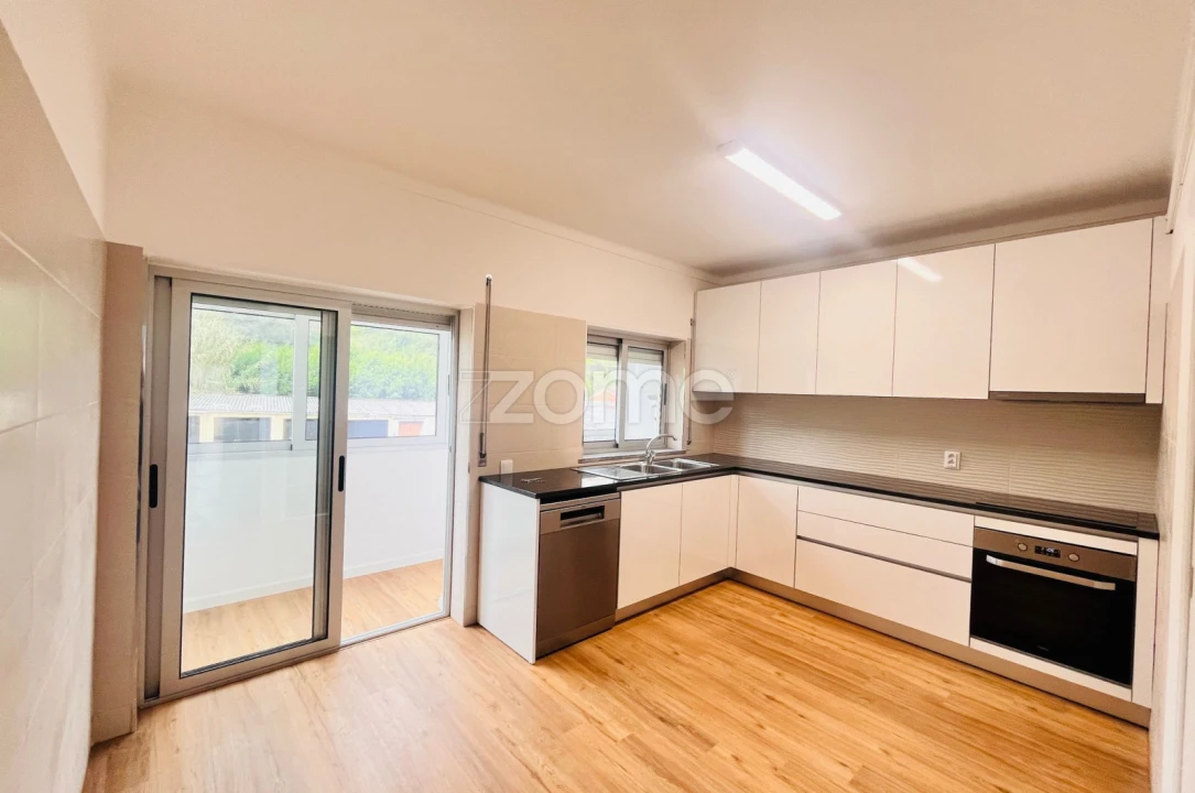 Apartamento T2 para Arrendamento em São Martinho do Bispo e Ribeira de Frades Foto 3