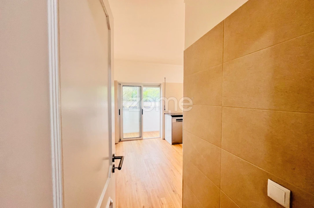 Apartamento T2 para Arrendamento em São Martinho do Bispo e Ribeira de Frades Foto 5
