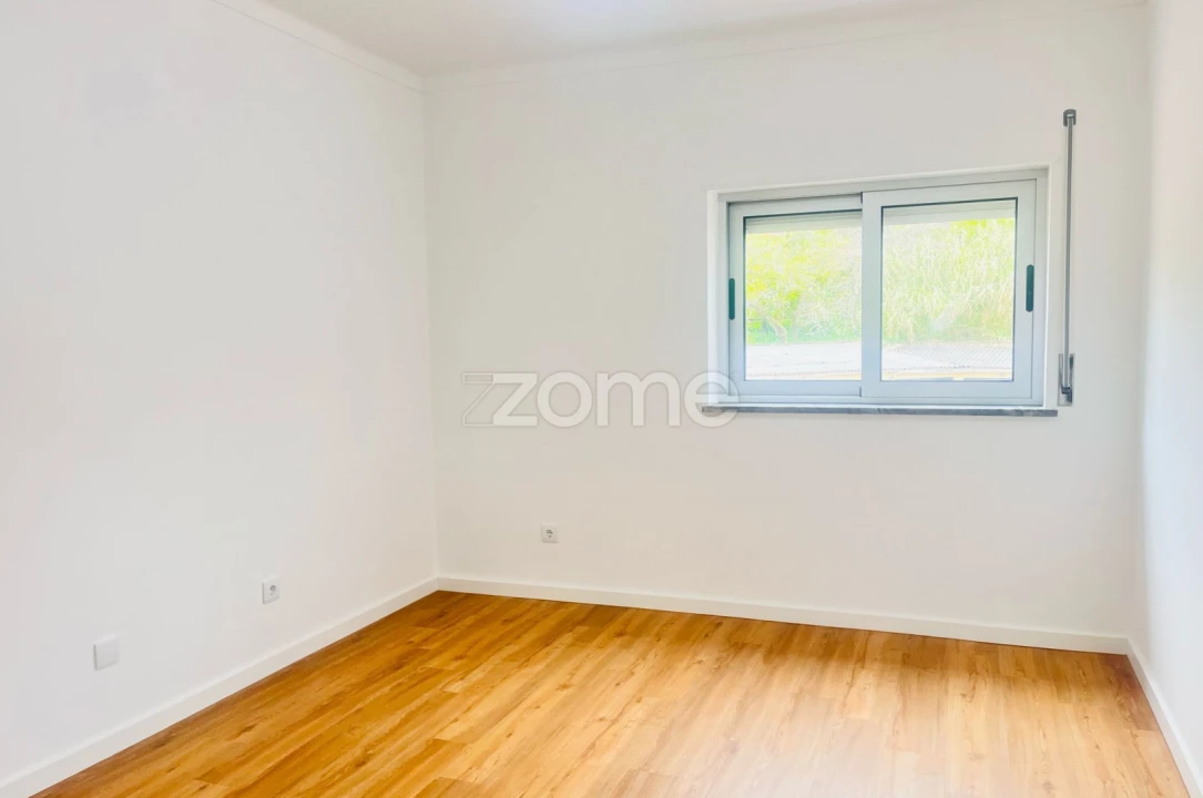 Apartamento T2 para Arrendamento em São Martinho do Bispo e Ribeira de Frades Foto 12