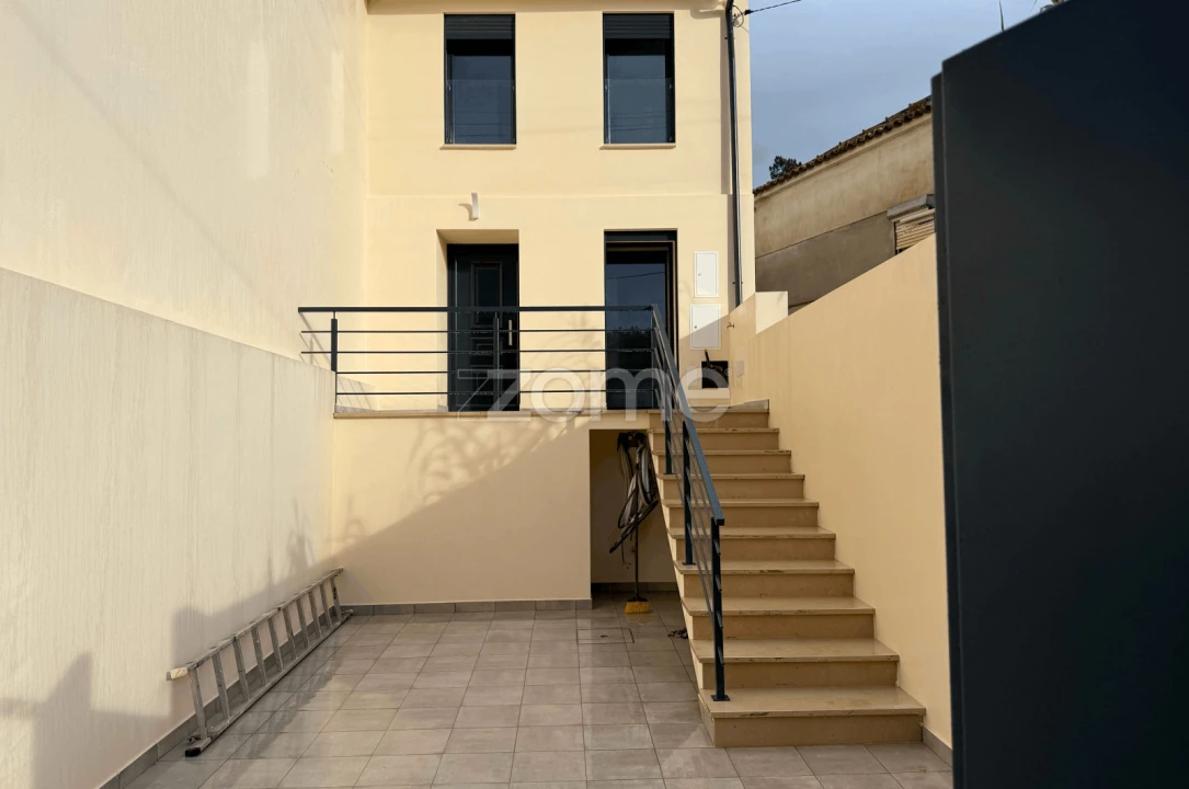 Moradia T2 para Venda em Brasfemes Foto 4