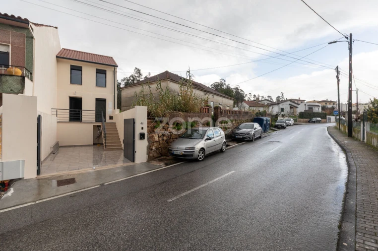 Moradia T2 para Venda em Brasfemes Foto 7