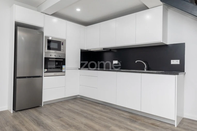 Moradia T2 para Venda em Brasfemes Foto 16