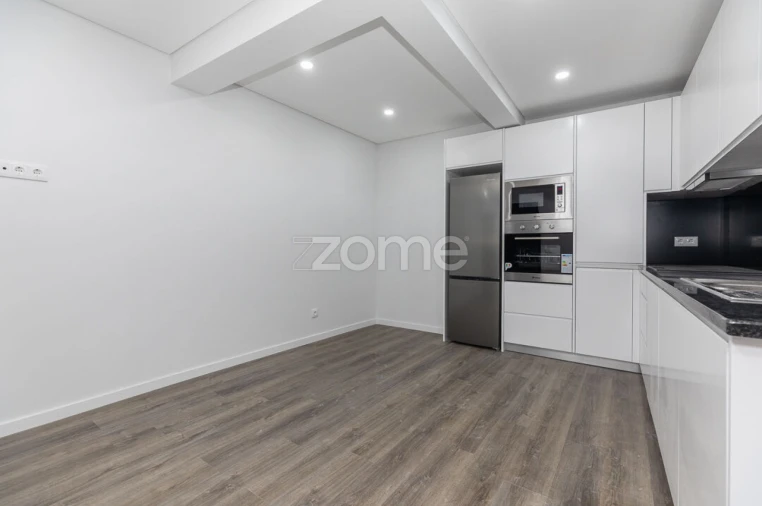 Moradia T2 para Venda em Brasfemes Foto 18