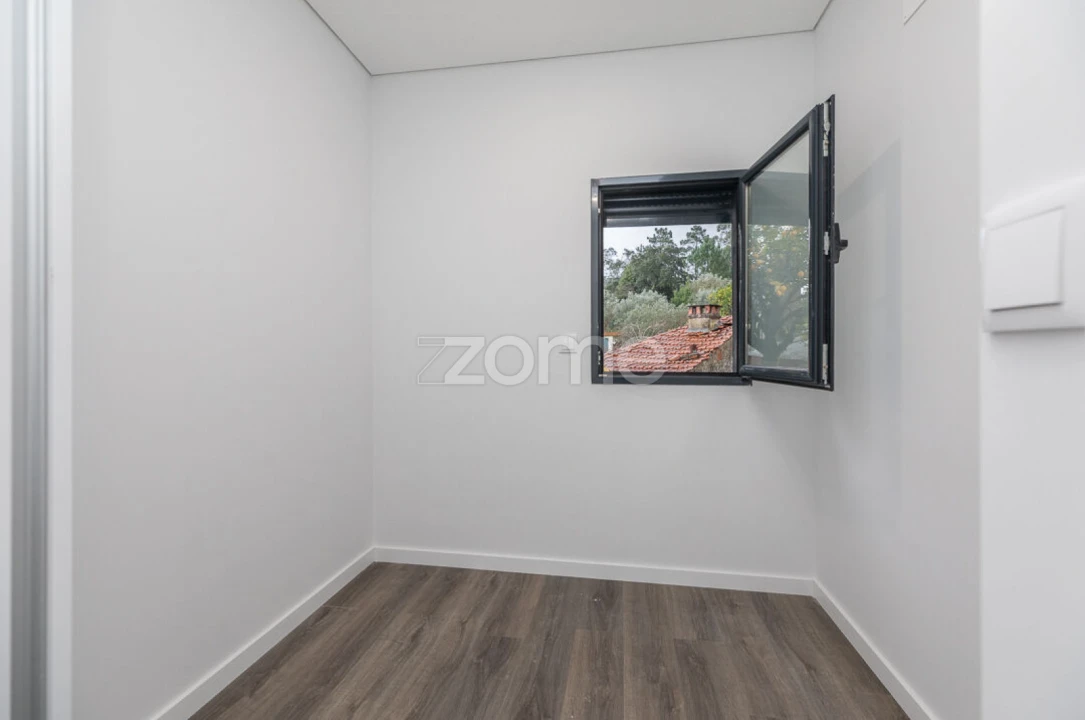 Moradia T2 para Venda em Brasfemes Foto 27