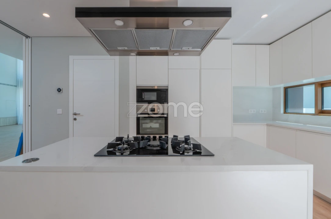 Moradia T4 para Venda em Cascais e Estoril Foto 12