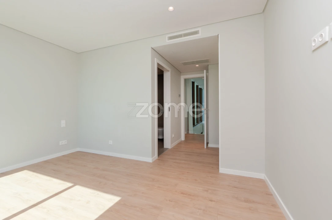 Moradia T4 para Venda em Cascais e Estoril Foto 27