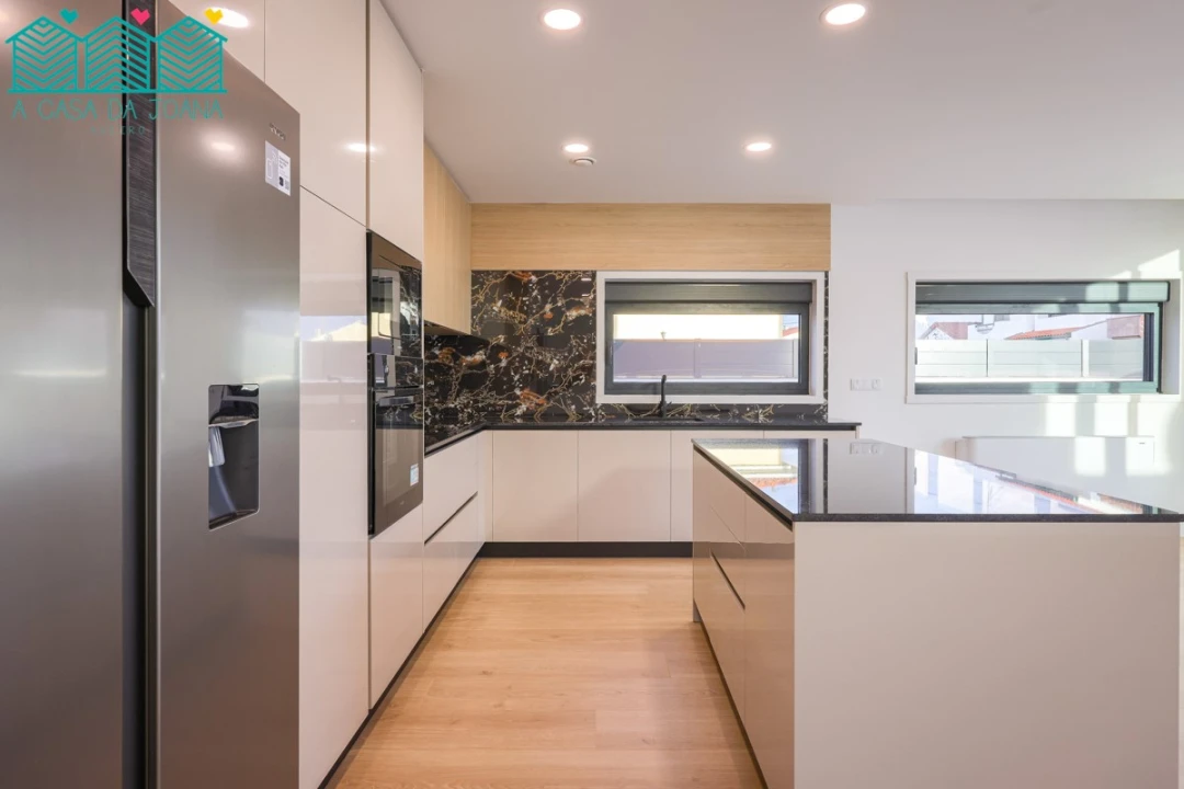 Moradia T4 para Arrendamento em Gafanha da Nazaré Foto 5