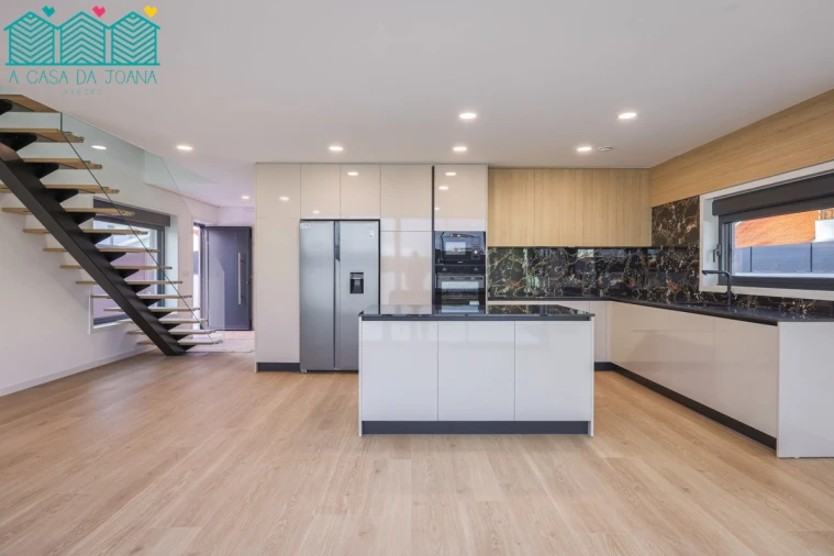 Moradia T4 para Arrendamento em Gafanha da Nazaré Foto 2