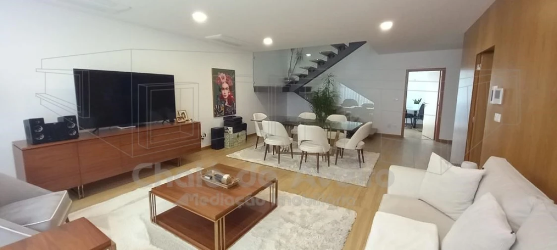 Moradia T4 para Venda em Águeda e Borralha