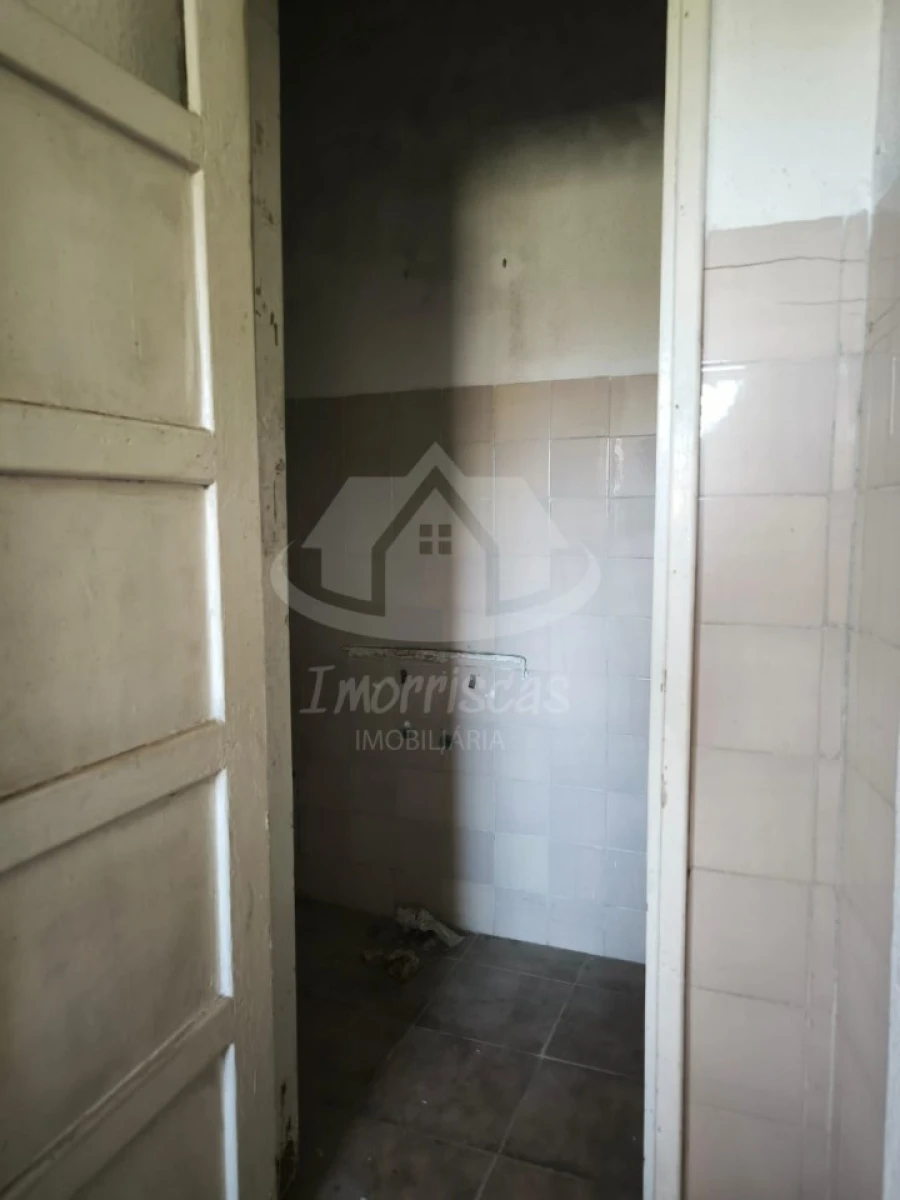 Prédio para Venda em Camarate, Unhos e Apelação Foto 14