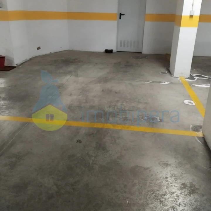 Apartamento T1 para Venda em Portimão Foto 2