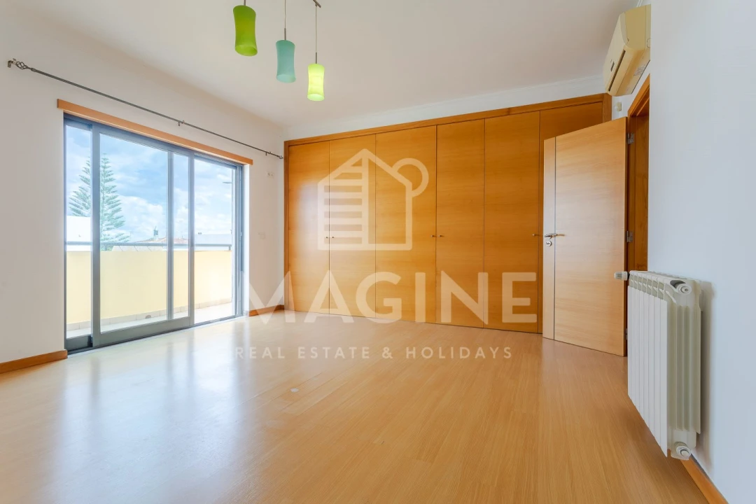 Moradia T4 para Venda em Pinhal Novo Foto 21