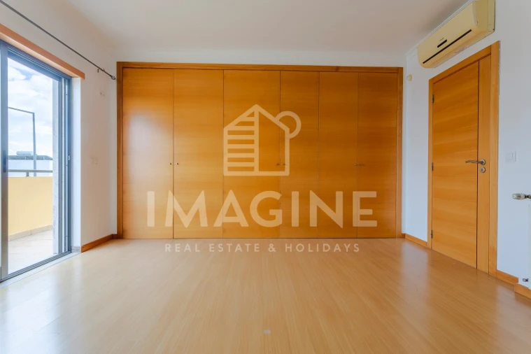 Moradia T4 para Venda em Pinhal Novo Foto 22