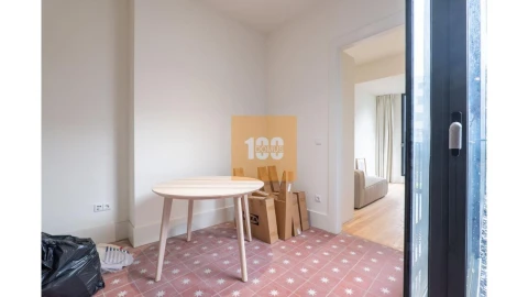 Apartamento T1 para Venda em Cedofeita, Santo Ildefonso, Sé, Miragaia, São Nicolau e Vitória