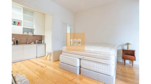 Apartamento T1 para Venda em Cedofeita, Santo Ildefonso, Sé, Miragaia, São Nicolau e Vitória
