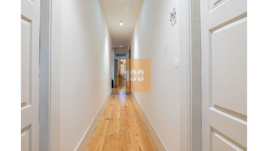 Apartamento T1 para Venda em Cedofeita, Santo Ildefonso, Sé, Miragaia, São Nicolau e Vitória Foto 13