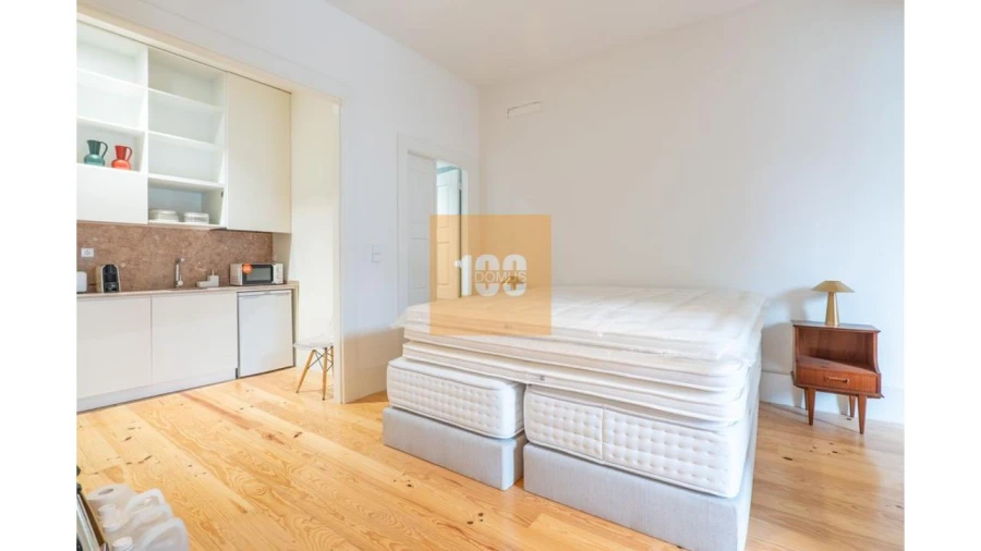 Apartamento T1 para Venda em Cedofeita, Santo Ildefonso, Sé, Miragaia, São Nicolau e Vitória Foto 6