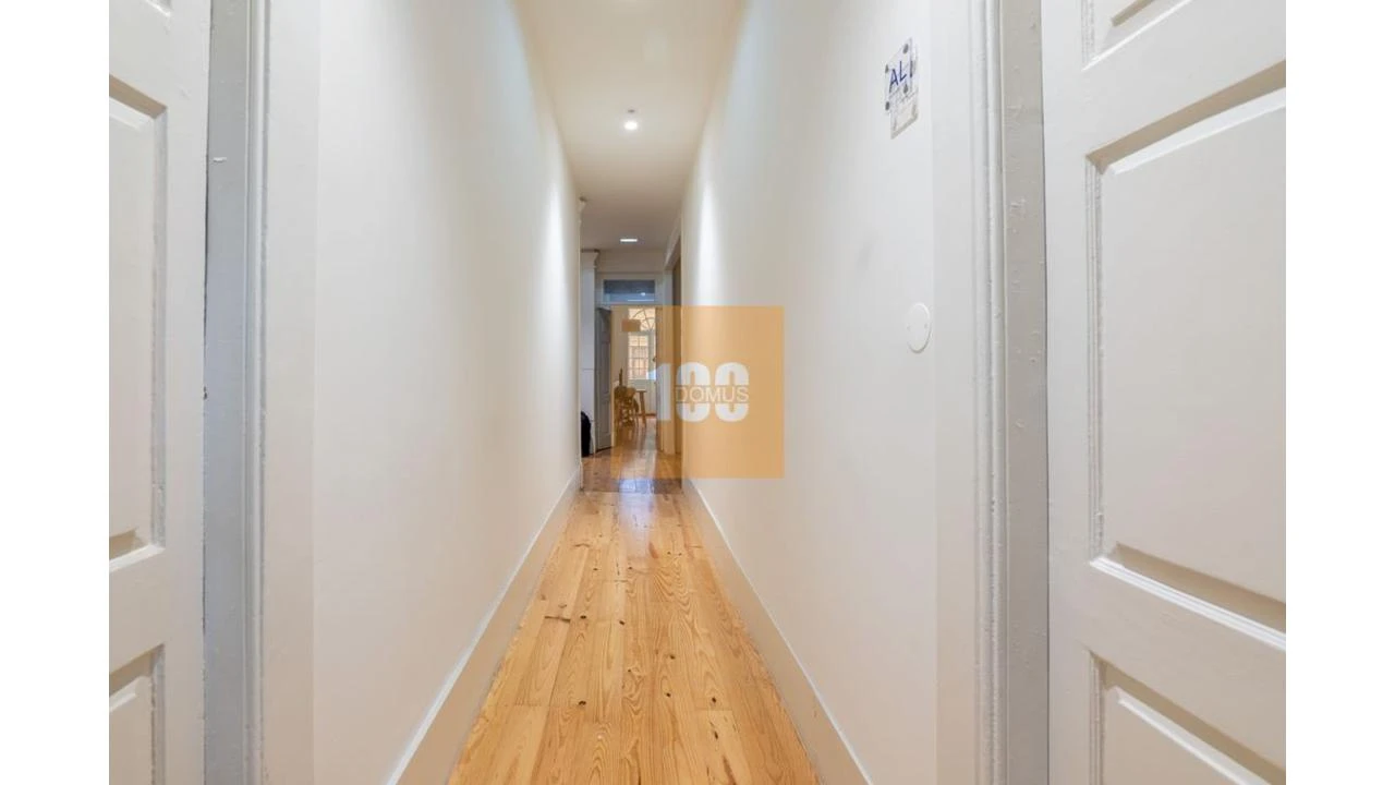 Apartamento T1 para Venda em Cedofeita, Santo Ildefonso, Sé, Miragaia, São Nicolau e Vitória Foto 13