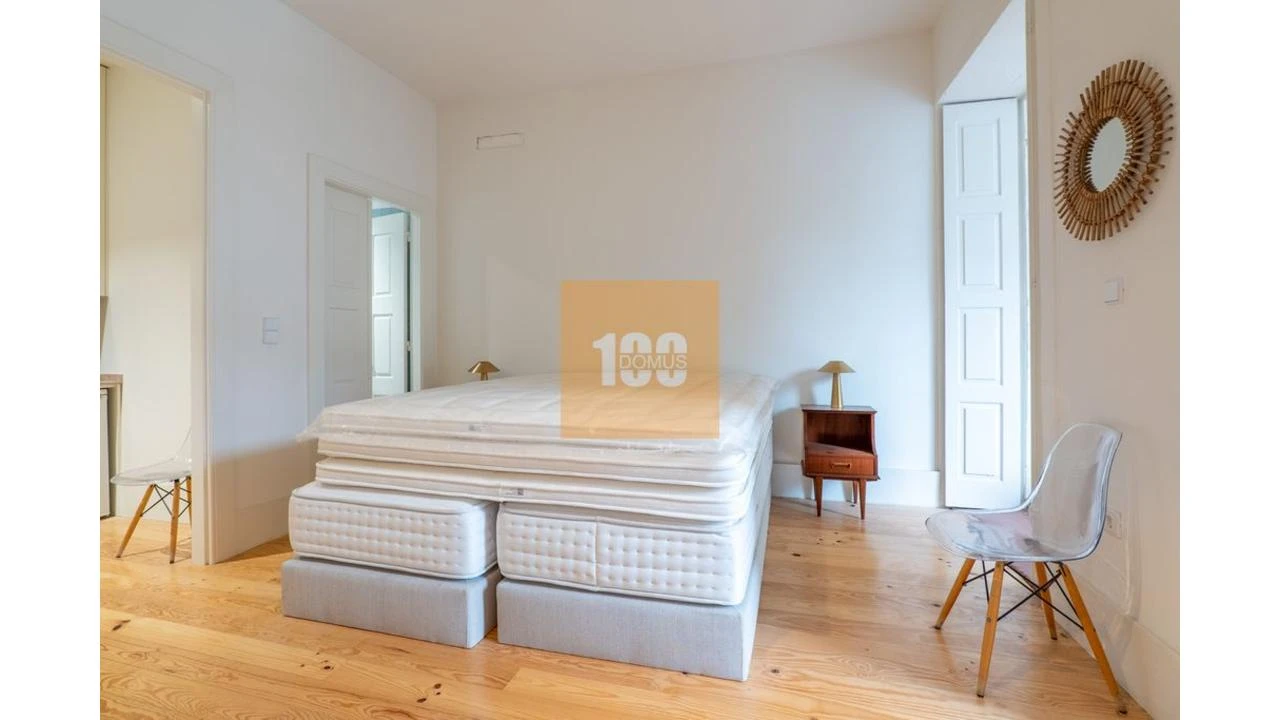 Apartamento T1 para Venda em Cedofeita, Santo Ildefonso, Sé, Miragaia, São Nicolau e Vitória Foto 5