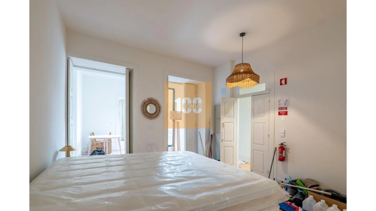 Apartamento T1 para Venda em Cedofeita, Santo Ildefonso, Sé, Miragaia, São Nicolau e Vitória Foto 3