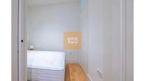 Apartamento para Venda em Cedofeita, Santo Ildefonso, Sé, Miragaia, São Nicolau e Vitória