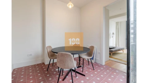 Apartamento T1 para Venda em Cedofeita, Santo Ildefonso, Sé, Miragaia, São Nicolau e Vitória