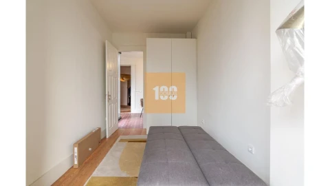 Apartamento T1 para Venda em Cedofeita, Santo Ildefonso, Sé, Miragaia, São Nicolau e Vitória