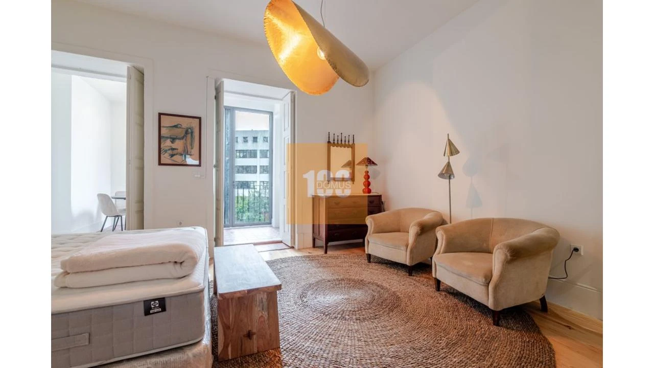 Apartamento T1 para Venda em Cedofeita, Santo Ildefonso, Sé, Miragaia, São Nicolau e Vitória Foto 3