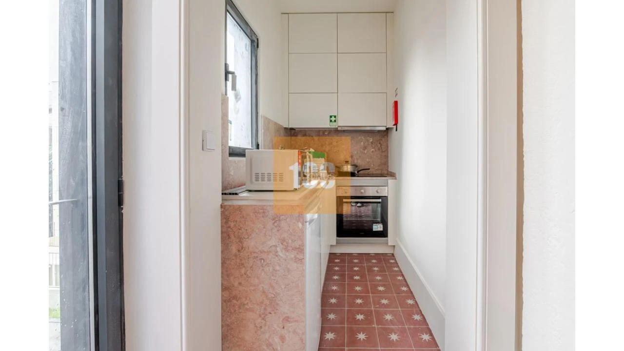 Apartamento T1 para Venda em Cedofeita, Santo Ildefonso, Sé, Miragaia, São Nicolau e Vitória Foto 7