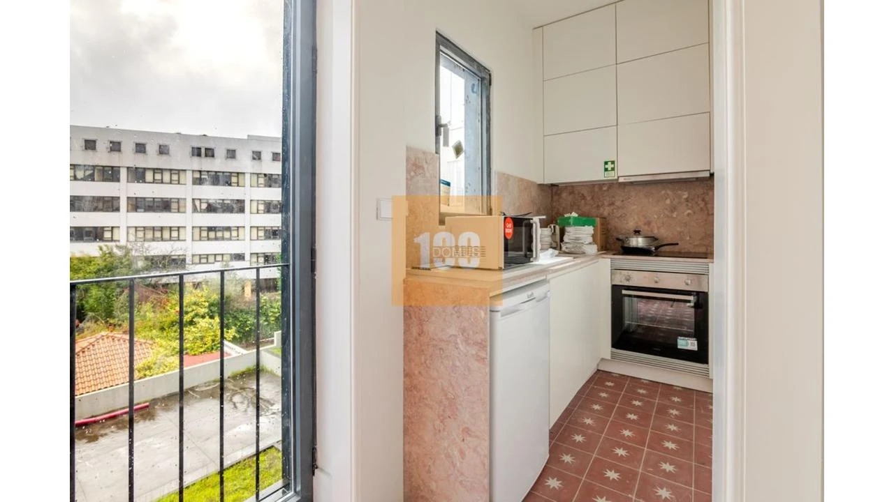 Apartamento T1 para Venda em Cedofeita, Santo Ildefonso, Sé, Miragaia, São Nicolau e Vitória Foto 8
