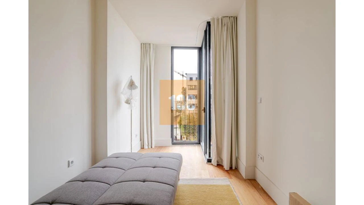 Apartamento T1 para Venda em Cedofeita, Santo Ildefonso, Sé, Miragaia, São Nicolau e Vitória Foto 13