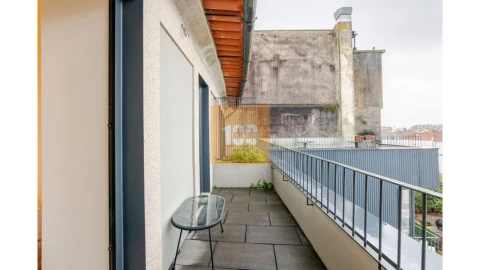 Apartamento T2 para Venda em Cedofeita, Santo Ildefonso, Sé, Miragaia, São Nicolau e Vitória