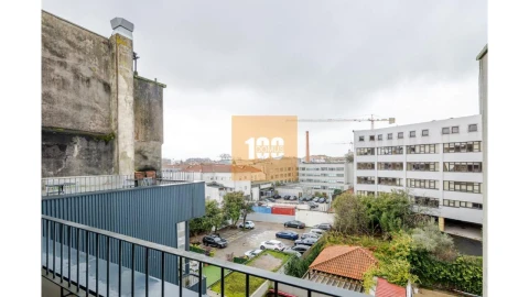 Apartamento T2 para Venda em Cedofeita, Santo Ildefonso, Sé, Miragaia, São Nicolau e Vitória