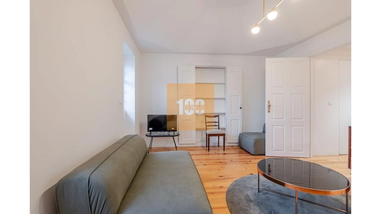 Apartamento T2 para Venda em Cedofeita, Santo Ildefonso, Sé, Miragaia, São Nicolau e Vitória Foto 4