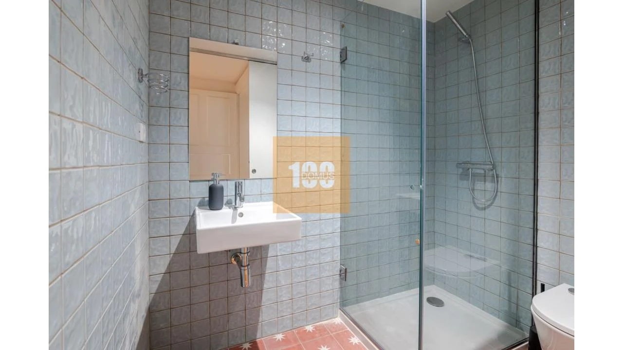 Apartamento T2 para Venda em Cedofeita, Santo Ildefonso, Sé, Miragaia, São Nicolau e Vitória Foto 19