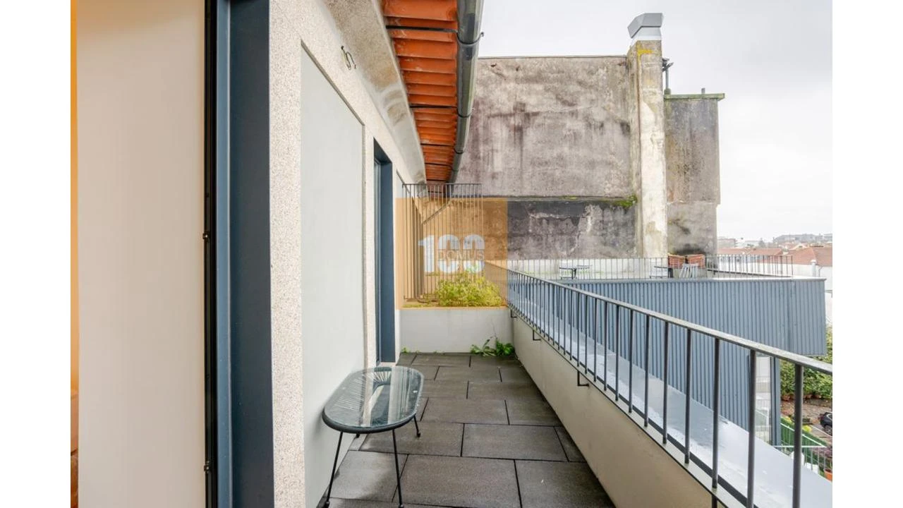 Apartamento T2 para Venda em Cedofeita, Santo Ildefonso, Sé, Miragaia, São Nicolau e Vitória Foto 10