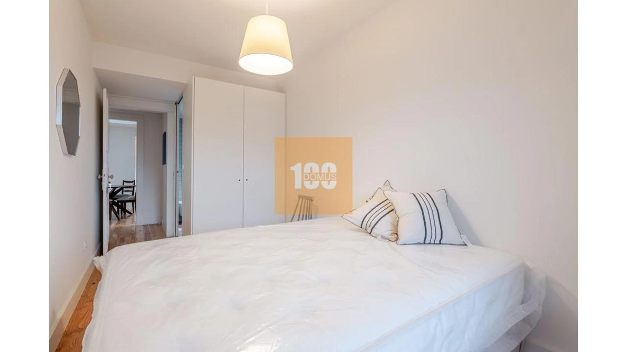 Apartamento T2 para Venda em Cedofeita, Santo Ildefonso, Sé, Miragaia, São Nicolau e Vitória Foto 15