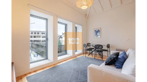 Apartamento para Venda em Cedofeita, Santo Ildefonso, Sé, Miragaia, São Nicolau e Vitória