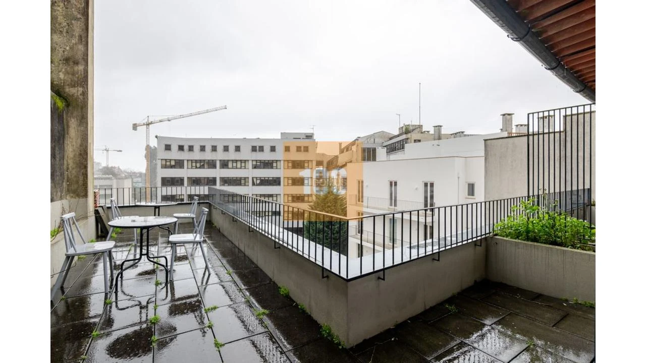 Apartamento para Venda em Cedofeita, Santo Ildefonso, Sé, Miragaia, São Nicolau e Vitória Foto 15