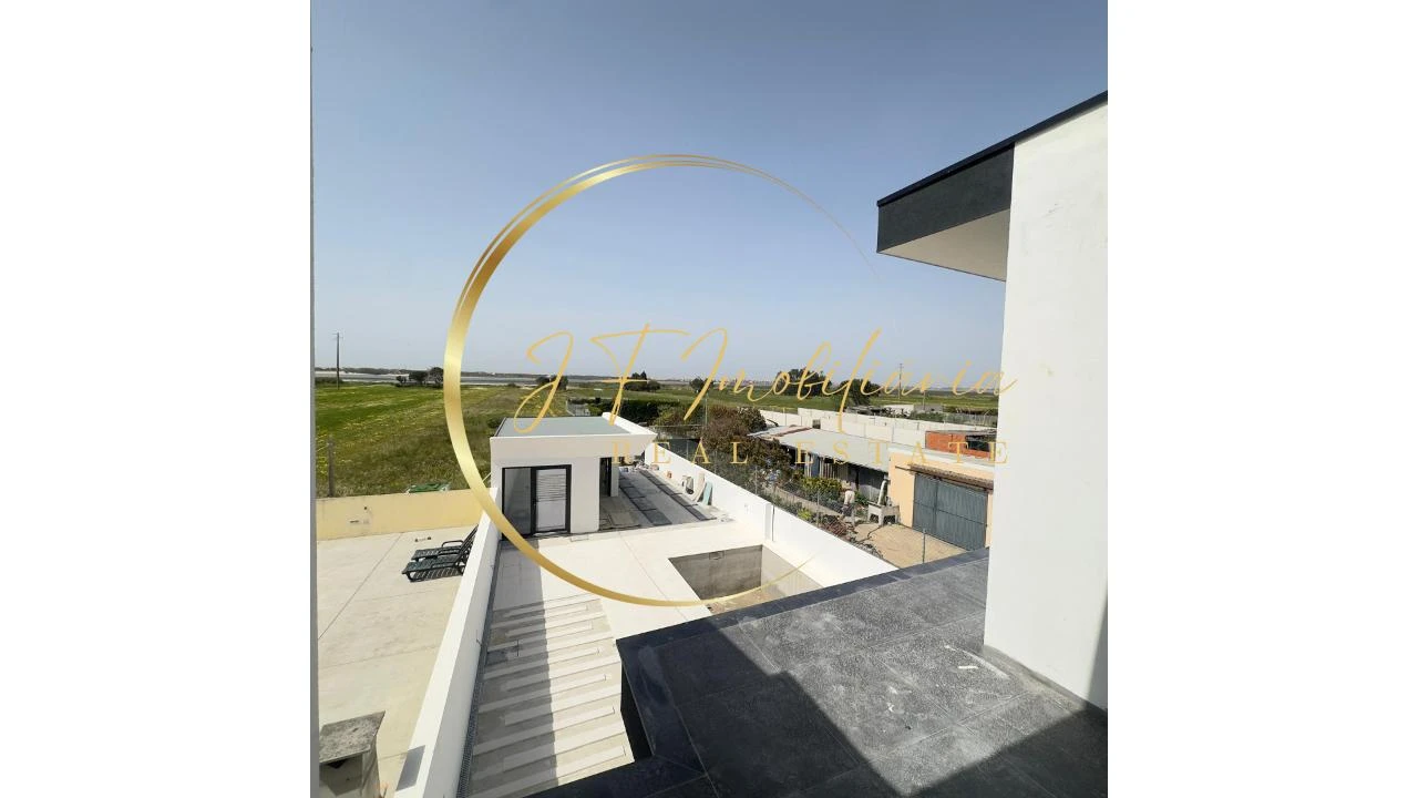 Moradia T4 para Venda em Gafanha do Carmo Foto 2